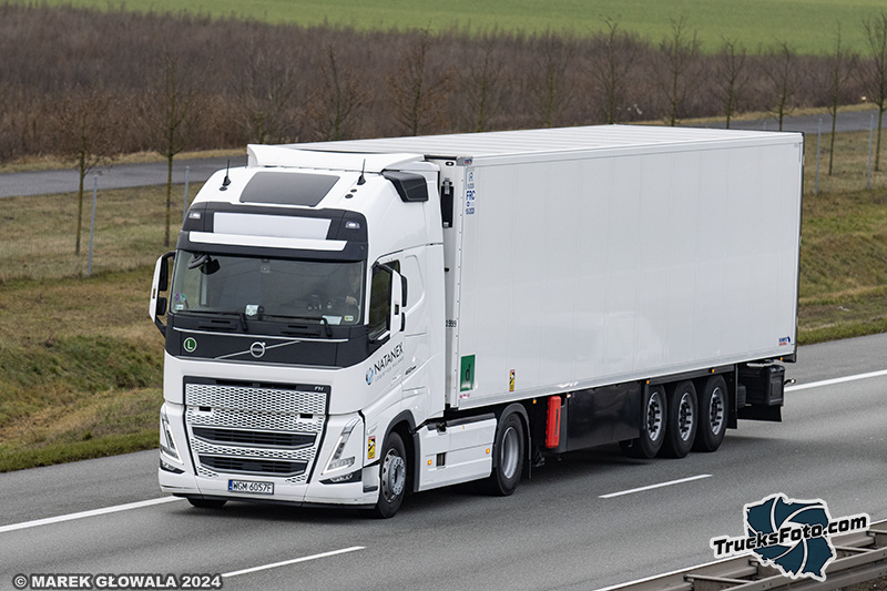 Volvo FH - Natanex.jpg