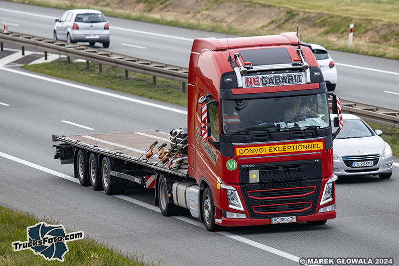 Volvo FH4  Negabarit.jpg