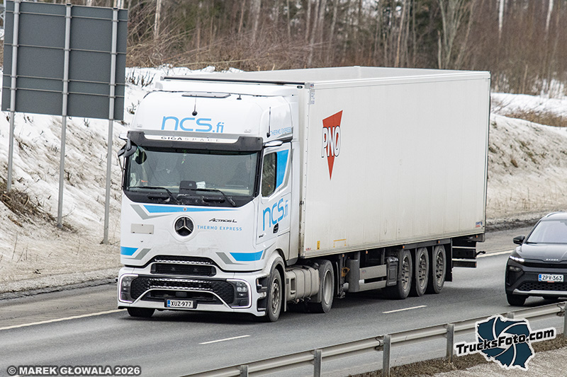 Mercedes-Benz Actros Procabin - NCS.jpg