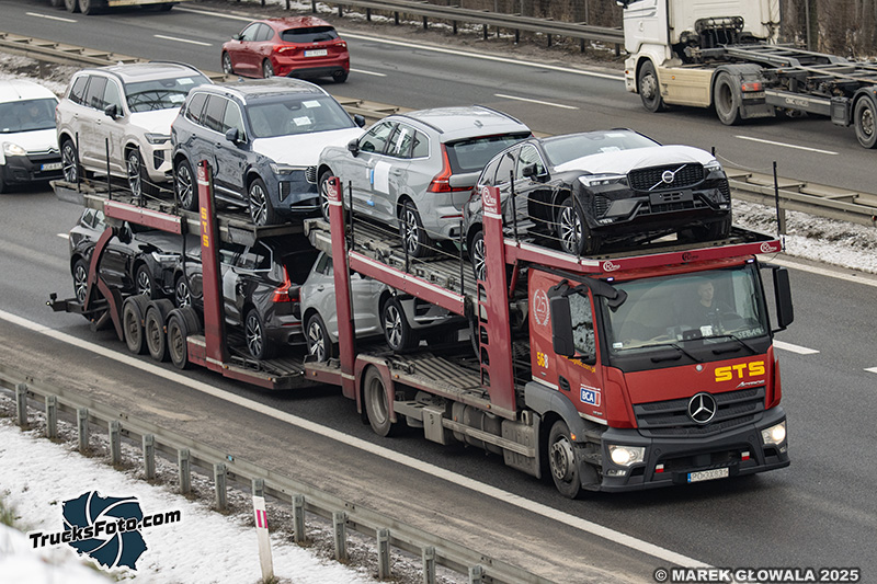 Mercedes-Benz Actros - STS 568.jpg