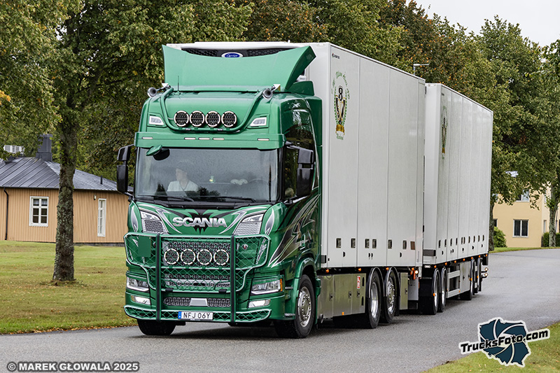 Scania R660 V8 - I.M. Nilsson Akeri.jpg