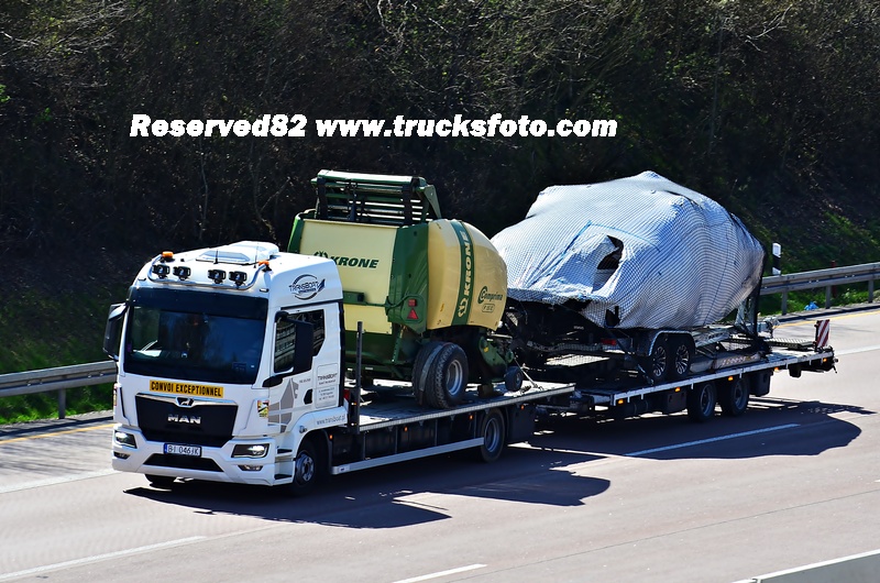 DSC_3169 TransBoat.JPG