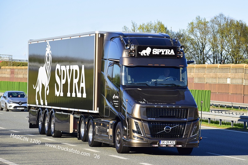 _DSC7313-crop-SPYRA-VOLVO VT5 AERO.JPG