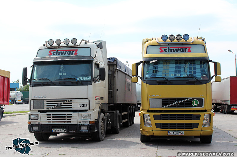 Volvo FH12 - Schwarz.jpg
