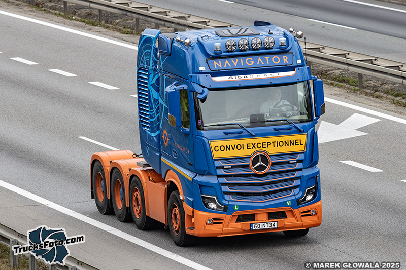 Mercedes-Benz Actros L - Navigator.jpg