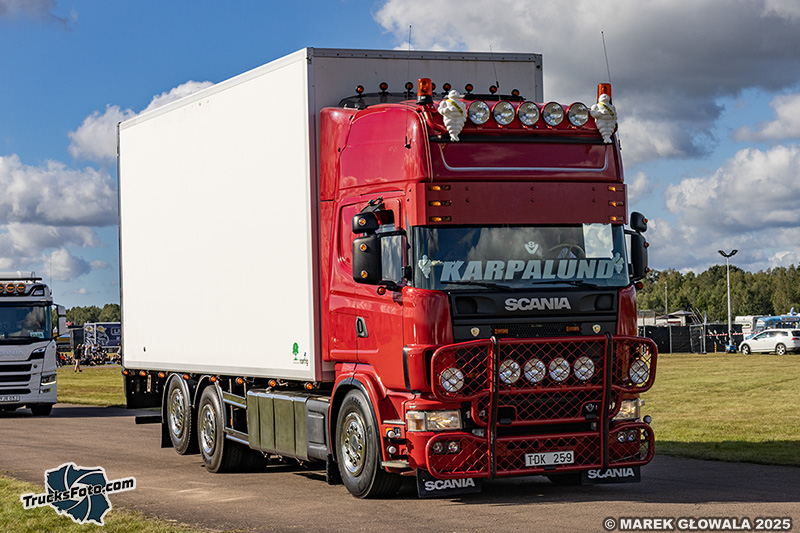 Scania 164L 580 V8 - Karpalund.jpg