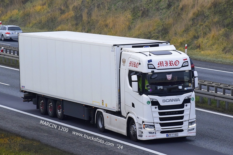 _DSC9912 MIRO-crop-SCANIA S.JPG