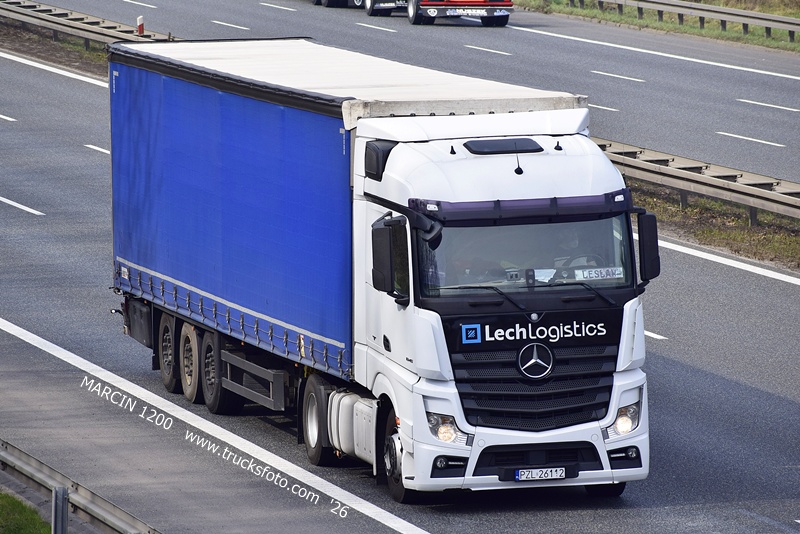 _DSC3862 LECH LOGISTICS-crop-ACTROS MP4.JPG