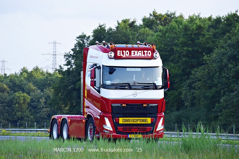 _DSC1218 ELJO EXALTO-crop-VOLVO FH5.JPG
