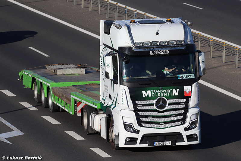 IMG_9168 Actros Molkentin.jpg