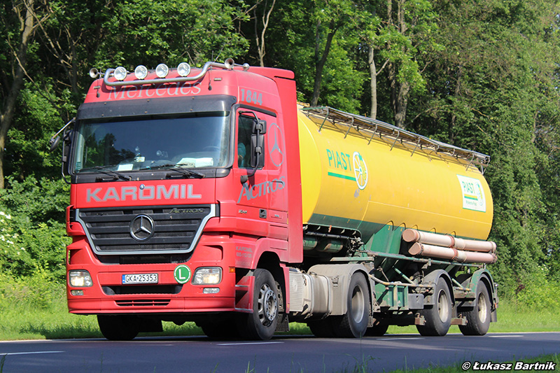 MB Actros Karomil.jpg