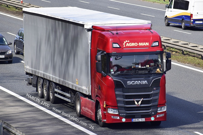 _DSC4124 AGRO-MAN-crop-SCANIA S530 V8.JPG