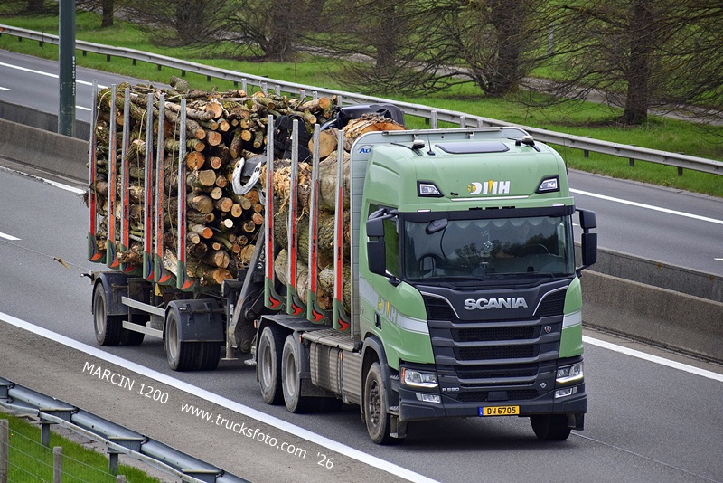 _DSC4734 DMH-crop-SCANIA R590 V8.JPG