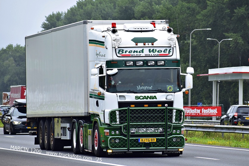 _DSC0594 BREND WOLF-crop-SCANIA 144 V8.JPG