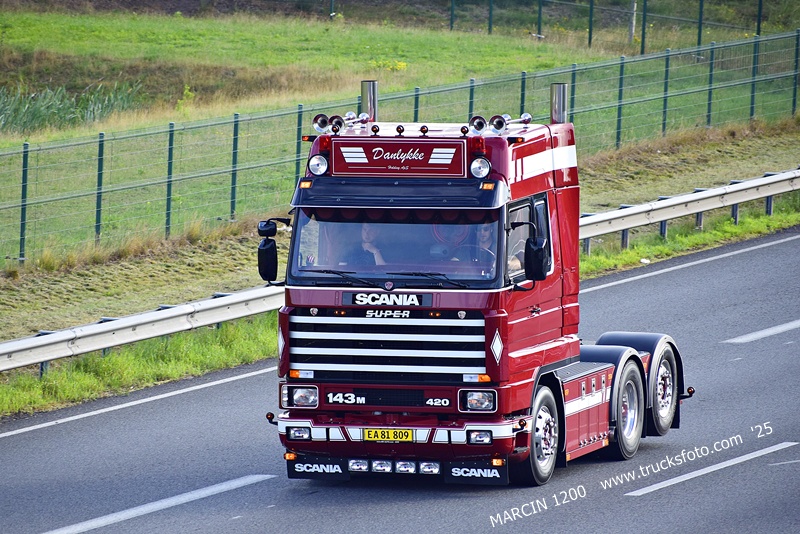 _DSC8407 DANLYKKE-crop-SCANIA 143M 420.JPG