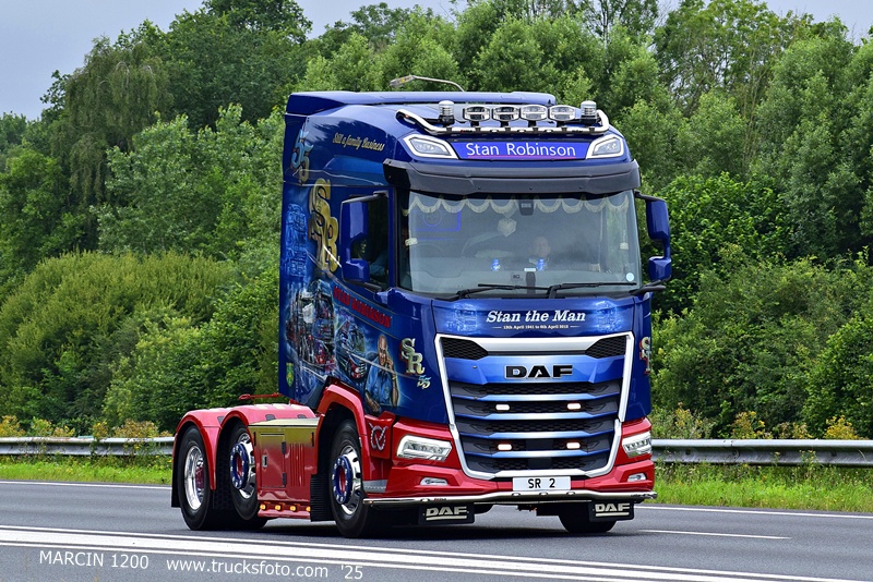 _DSC0374 STAN ROBINSON-crop-DAF.JPG