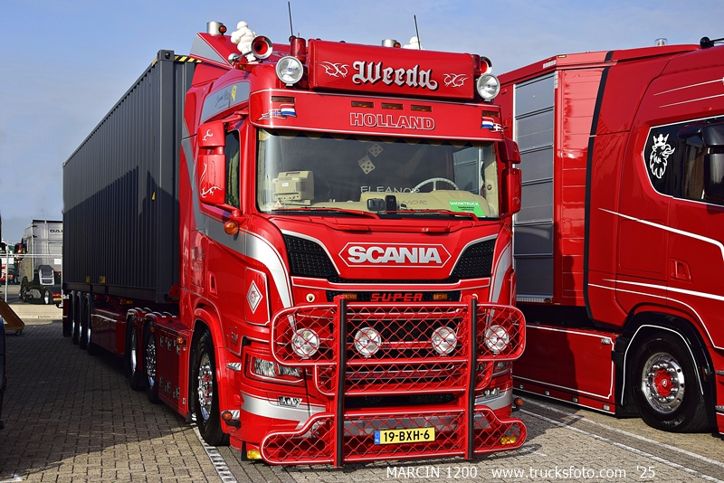 _DSC1323 WEEDA-crop-SCANIA R NG.JPG