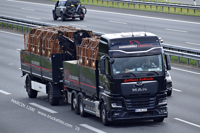 _DSC8825 SCHOCKEMOHLE LOGISTICS-crop-MAN TGX II.JPG
