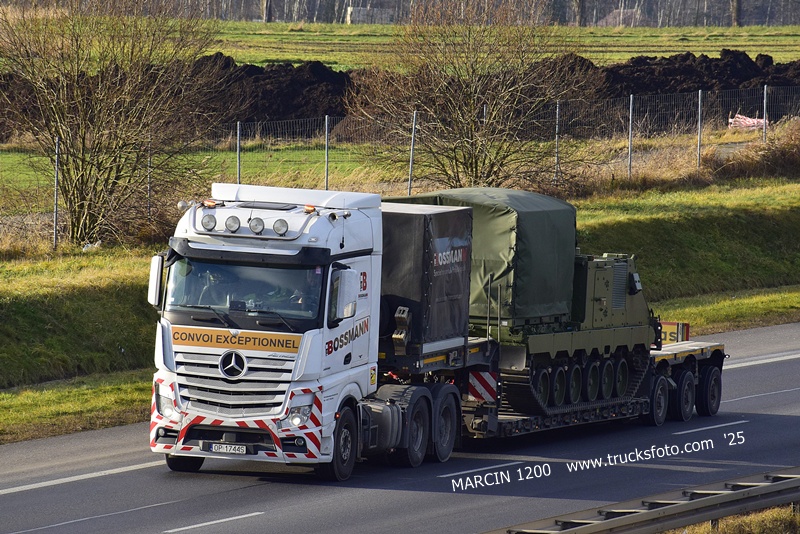 _DSC8011 BOSSMANN-crop-ACTROS MP4.JPG