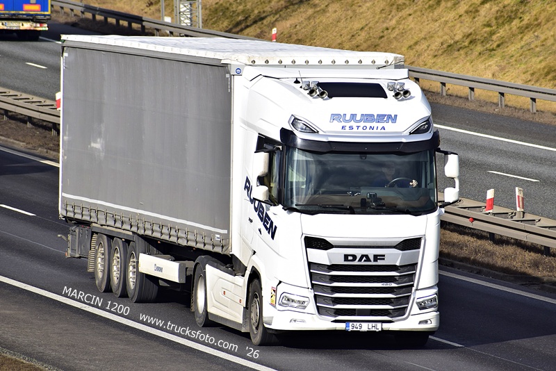 _DSC1305 RUUBEN-crop-DAF.JPG