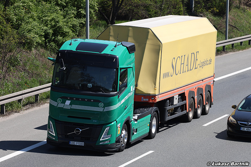 IMG_9460 Volvo FH Aero Lannutti Schade.jpg