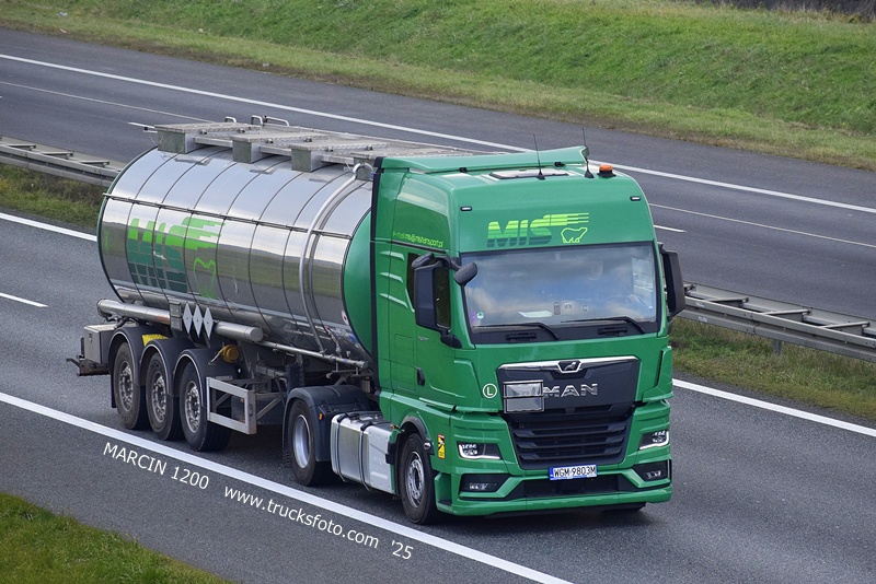_DSC5530 MIŚ-crop-MAN TGX II.JPG