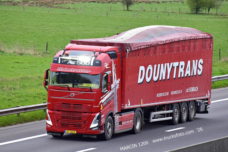 _DSC4636 DOUNYTRANS-crop-VOLVO FH5.JPG