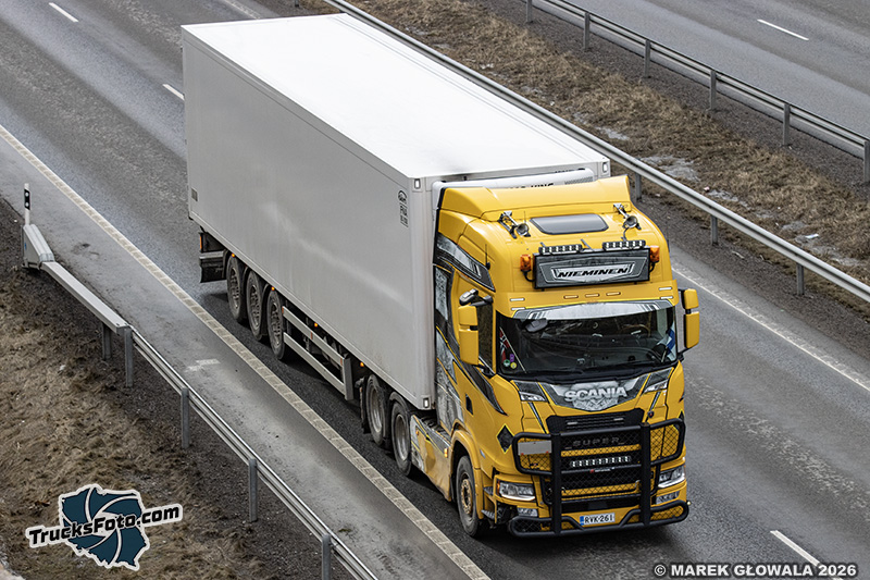 Scania S Super - Nieminen.jpg