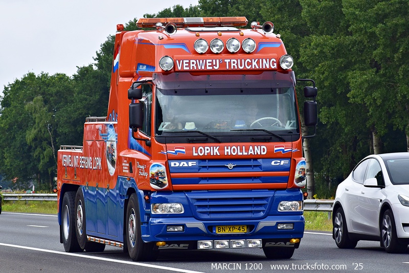 _DSC9834 VERWEIJ'S TRUCKING LOPIK-crop-DAF CF.JPG