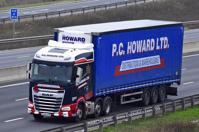 _DSC0250 P.C.HOWARD LTD-crop-DAF XG.JPG