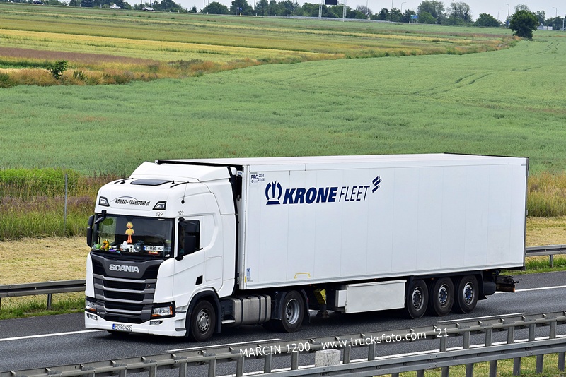 _DSC7796 NOWAKI TRANSPORT-crop-SCANIA R NG.JPG