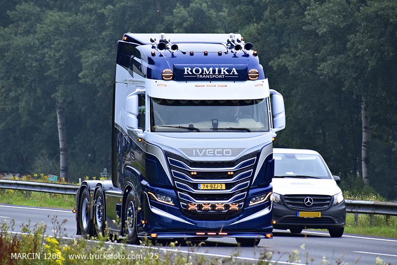 _DSC9622 ROMIKA TRANSPORT-crop-IVECO S-WAY.JPG