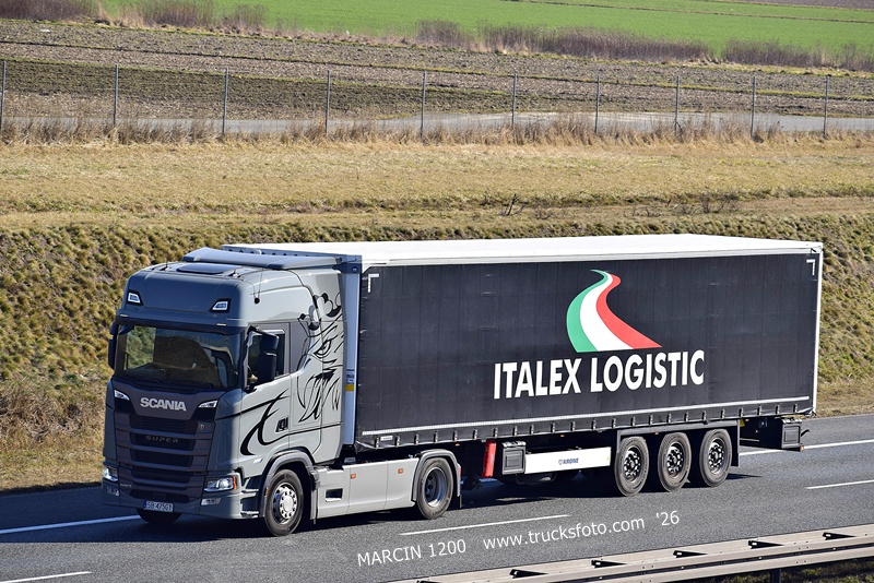 _DSC2925 ITALEX LOGISTIC-crop-SCANIA S500.JPG