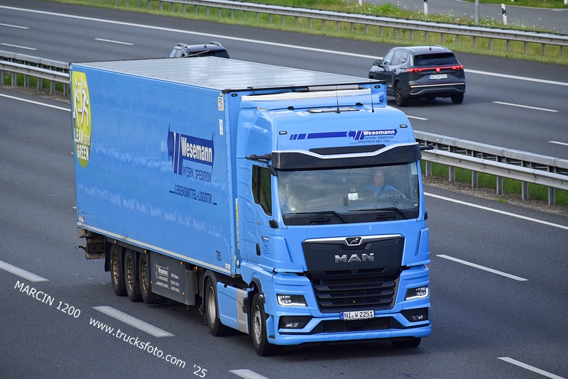 _DSC8266 Wesemann-crop-MAN TGX II.JPG